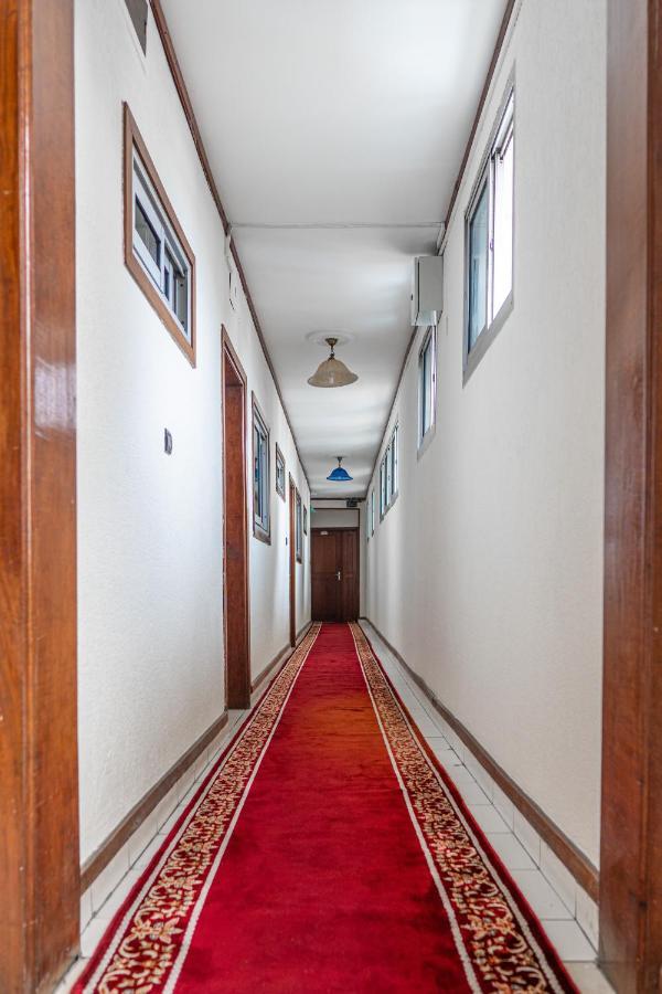 Hotel Le Majestic ดูอาลา ภายนอก รูปภาพ
